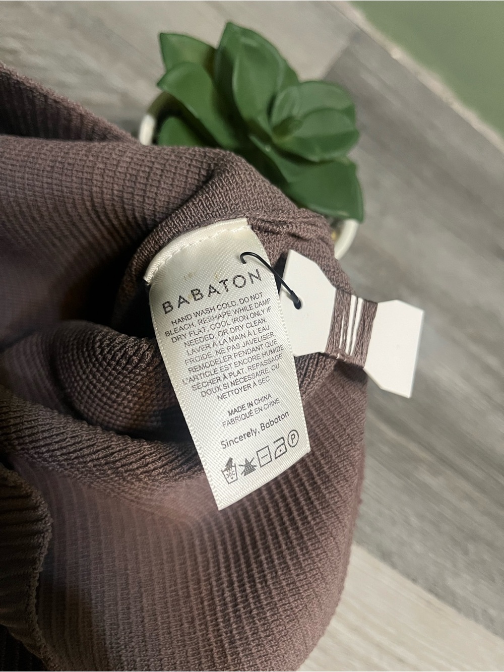 Babaton Sz M Sculpt Knit One-Shoulder Ribbed Dress Deep Taupe Sz Medium Aritzia - Picture 10 of 15